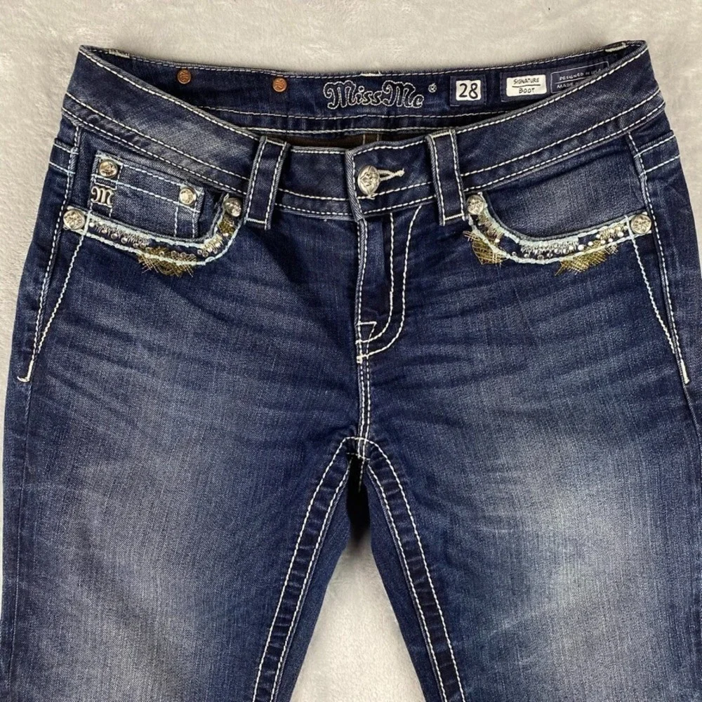 Miss Me Jeans Womens 28 Blue Signature Boot Flared Flap Pocket Dark Wash Denim - Picture 3 of 16